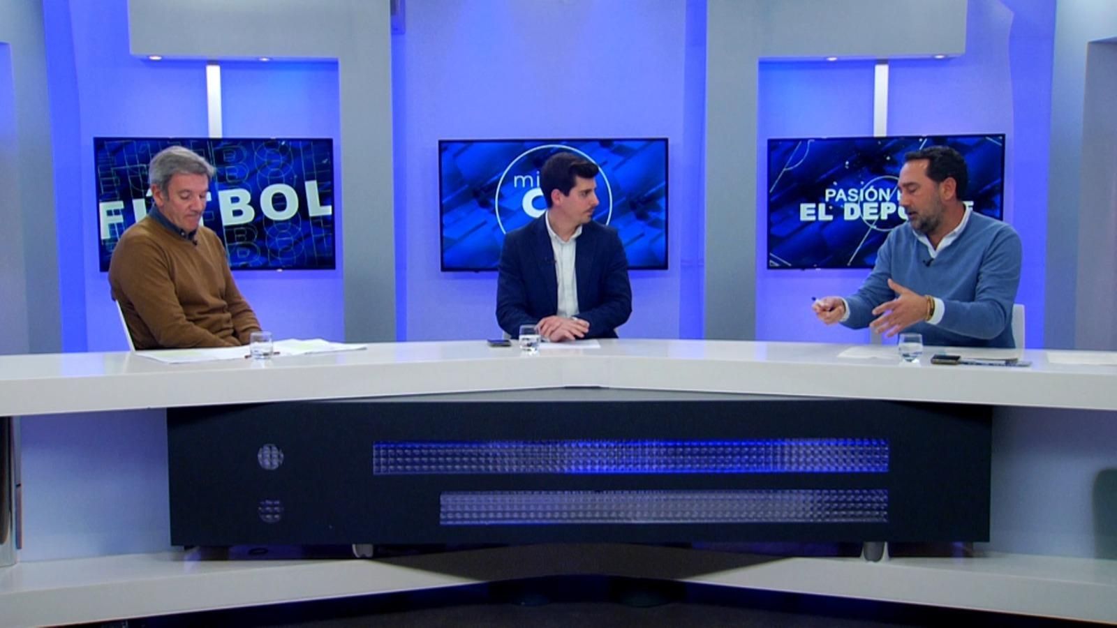 Los candidatos, en un momento del debate junto a Juanma Pérez-Rendón.