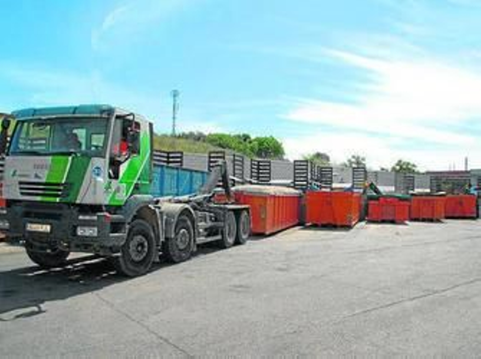 Punto limpio del Polígono de Chinales.