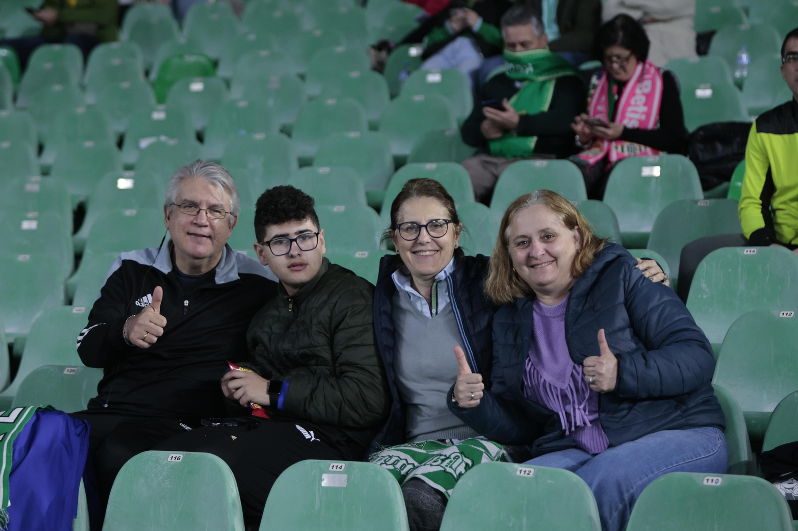 Búscate en las gradas del Villamarín