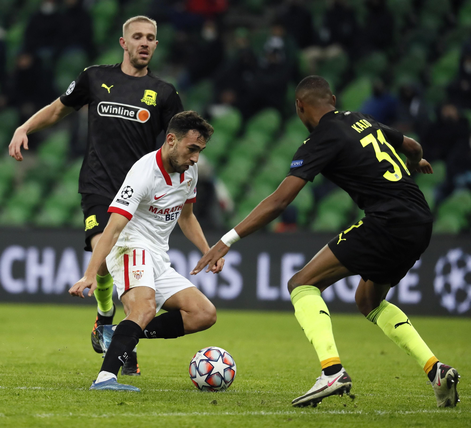 Munir, en un lance del partido.