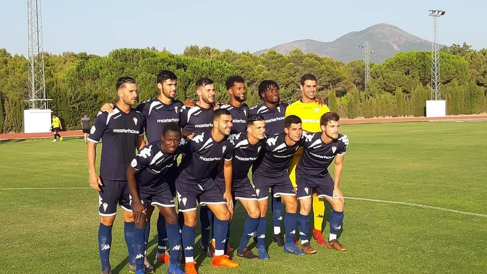 La alineación inicial del Algeciras en Coín.