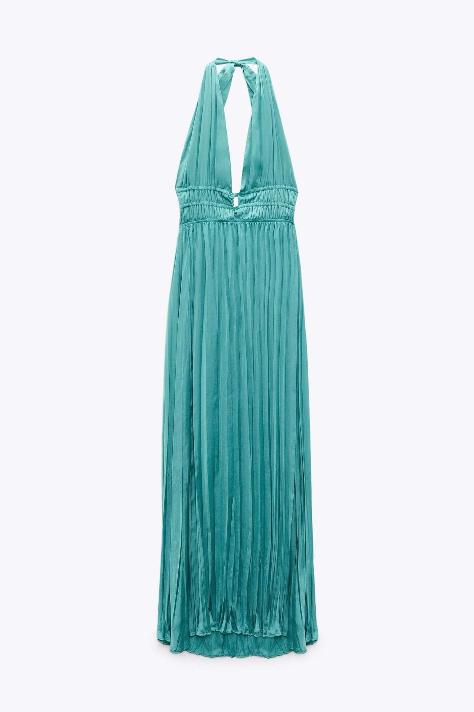 Vestido plisado de color turquesa de Zara. Vestido plisado de color turquesa de Zara.