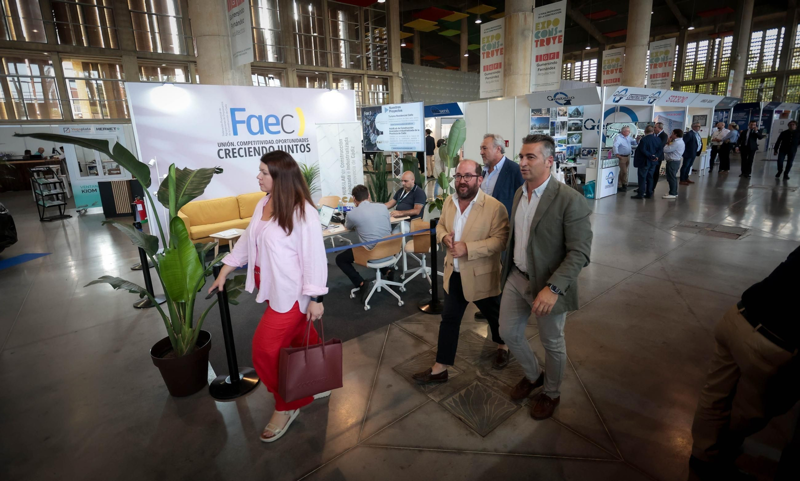 Imágenes de la inauguración de ExpoConstruye en IFECA Jerez