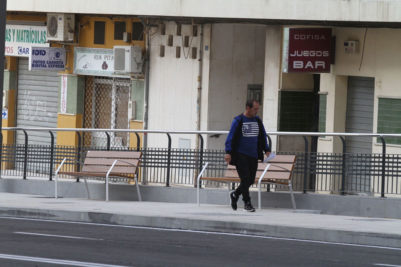 Reapertura de la Avenida de Cádiz al tráfico.