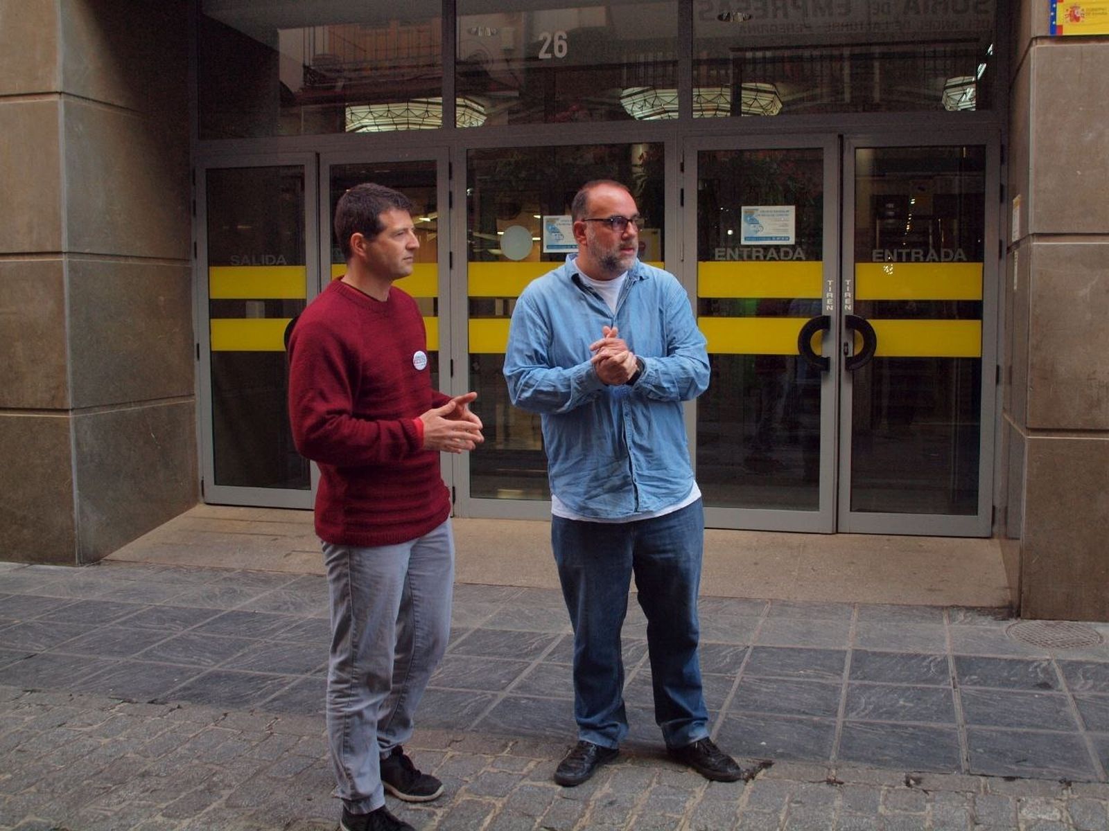 El candidato de Granada Unida, Paco Puentedura, y el número cinco de la lista, Cecilio Sánchez