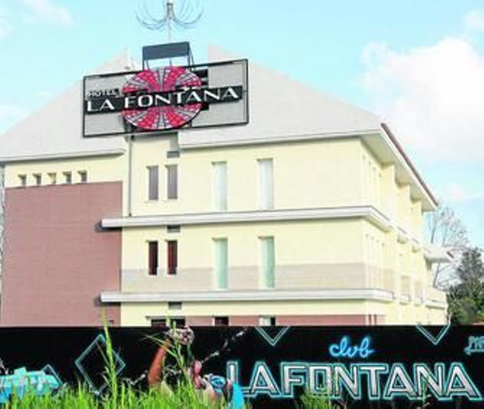 Vista del club La Fontana, que la familia Galán regenta en Guadacorte, Los Barrios, clausurado como todos. Vista del club La Fontana, que la familia Galán regenta en Guadacorte, Los Barrios, clausurado como todos.