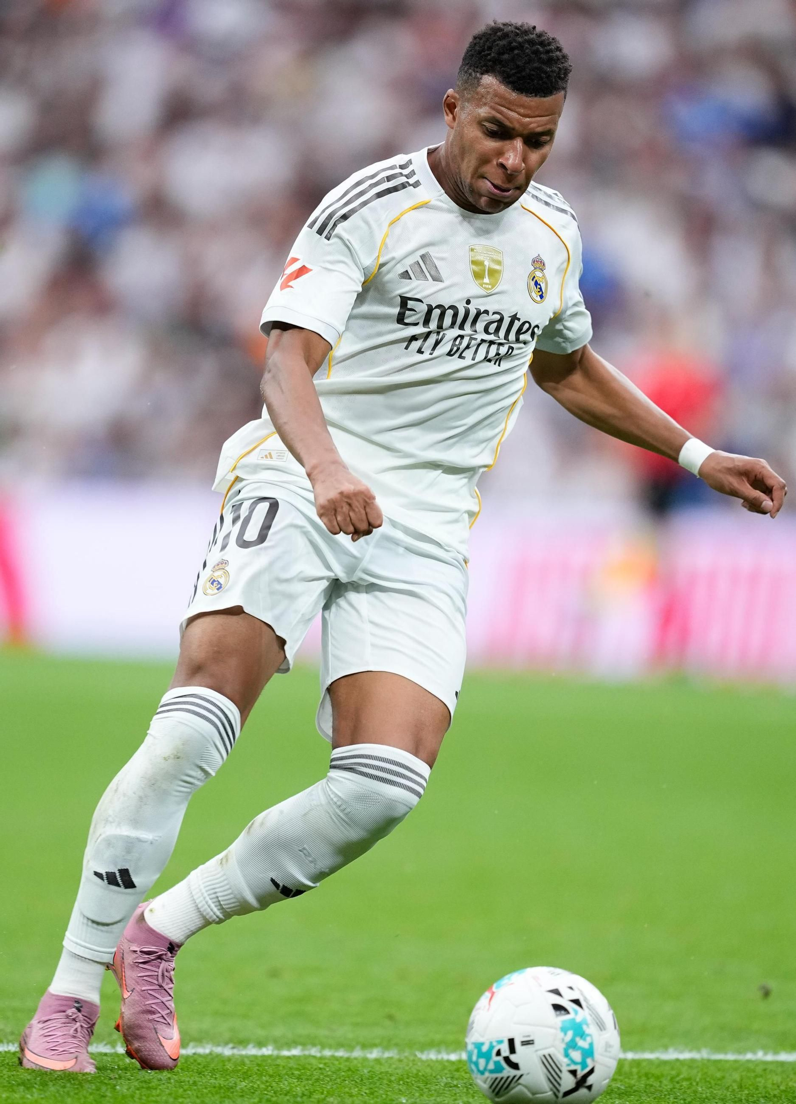 EuropaPress_6969918_Kylian_Mbappe_of_Real_Madrid_CF_in_action_during_t.jpg