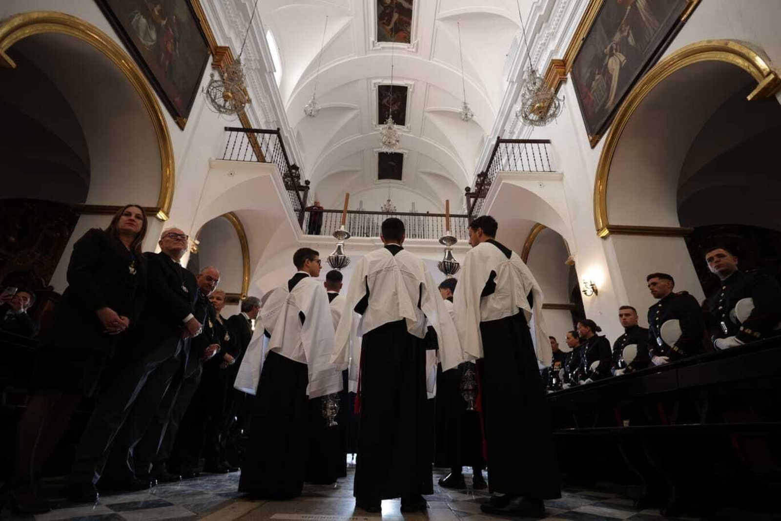 Las imágenes de la procesión del Santo Entierro de la Semana Santa de San Fernando 2023