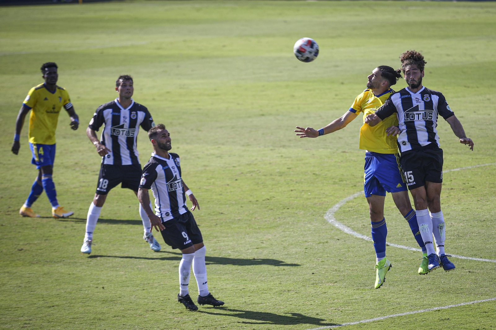 Las mejores fotos del Cádiz B-Real Balompédica (1-2)