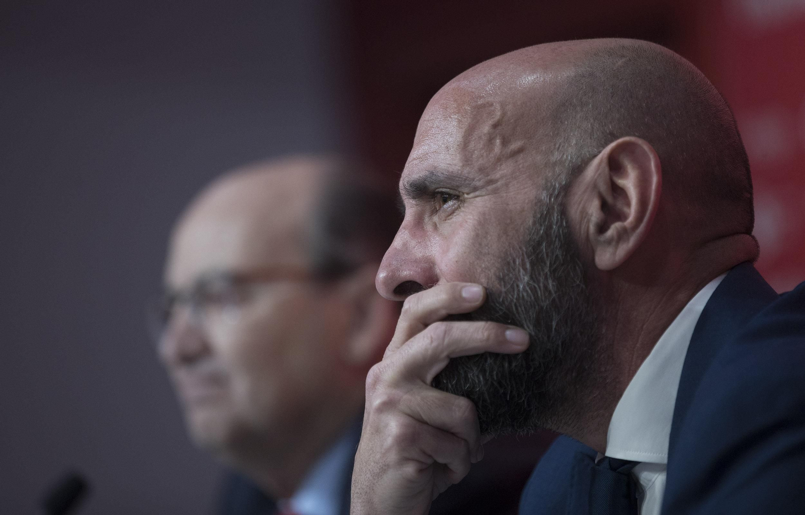 La presentación de Monchi con director deportivo del Sevilla, en imágenes