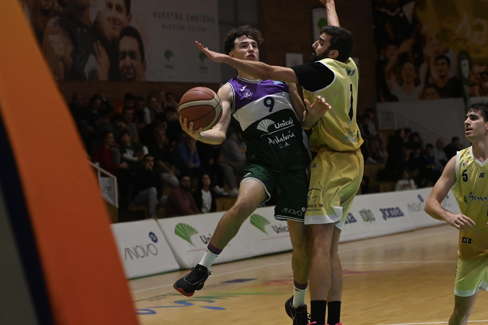 El Benahavís gana al Unicaja en Los Guindos El Benahavís gana al Unicaja en Los Guindos