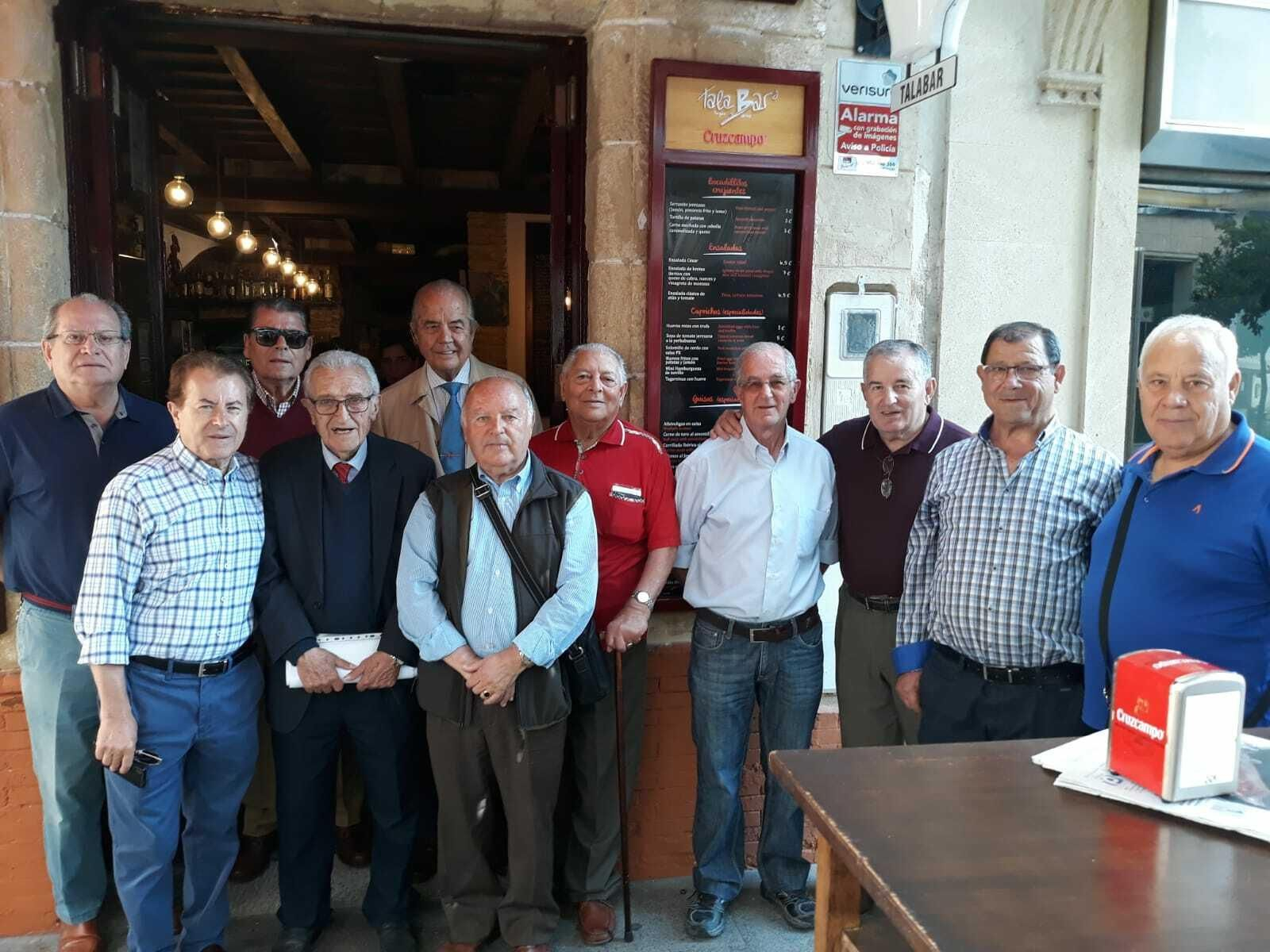 Los juveniles del Xerez CD 64-65, con Rafa Verdú.