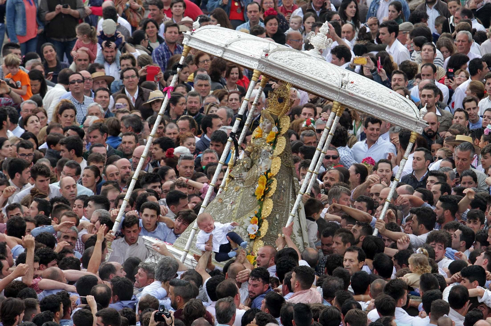 El Lunes de Pentecostés en imágenes