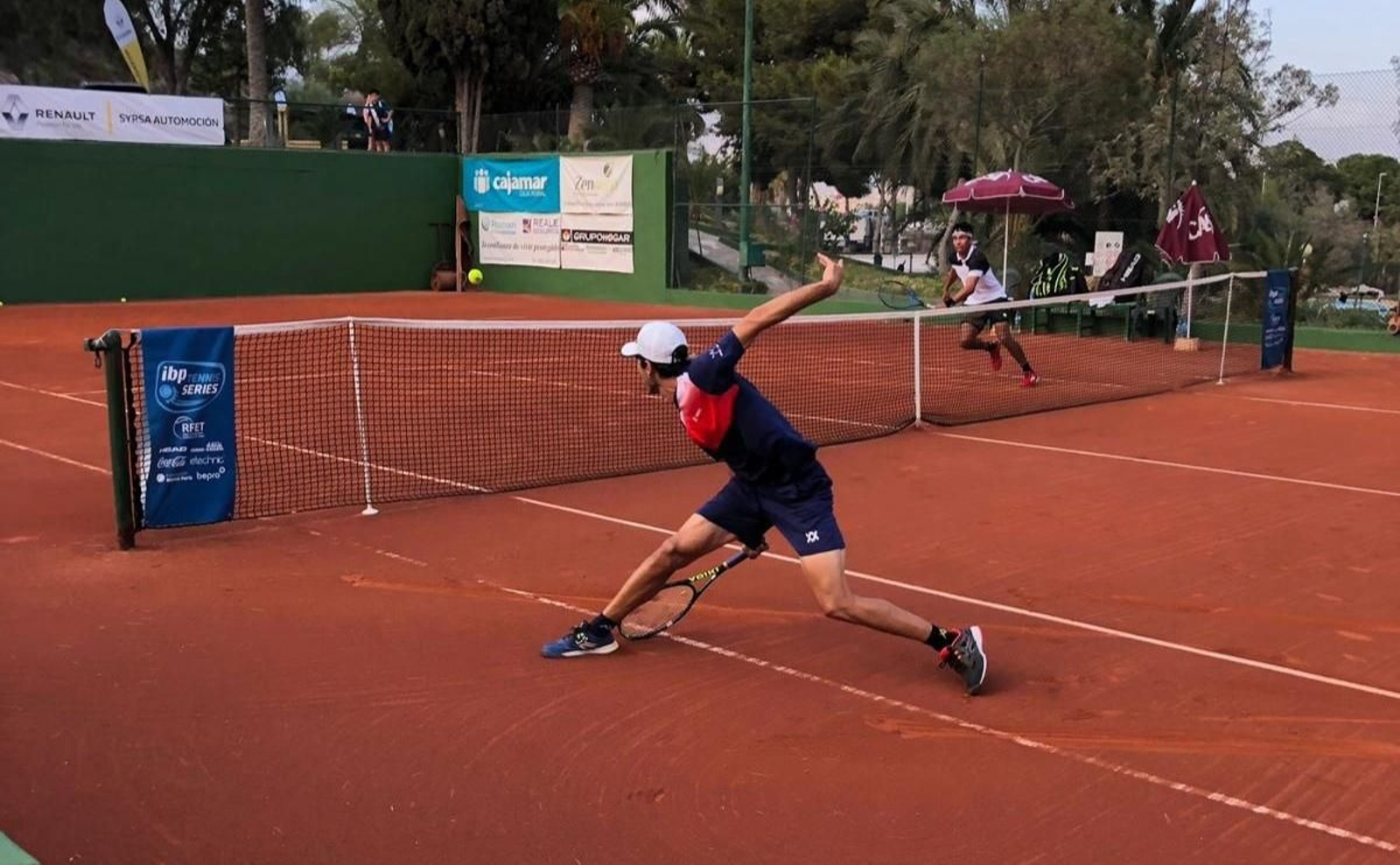 Los cabezas de serie siguen sin dar opciones.