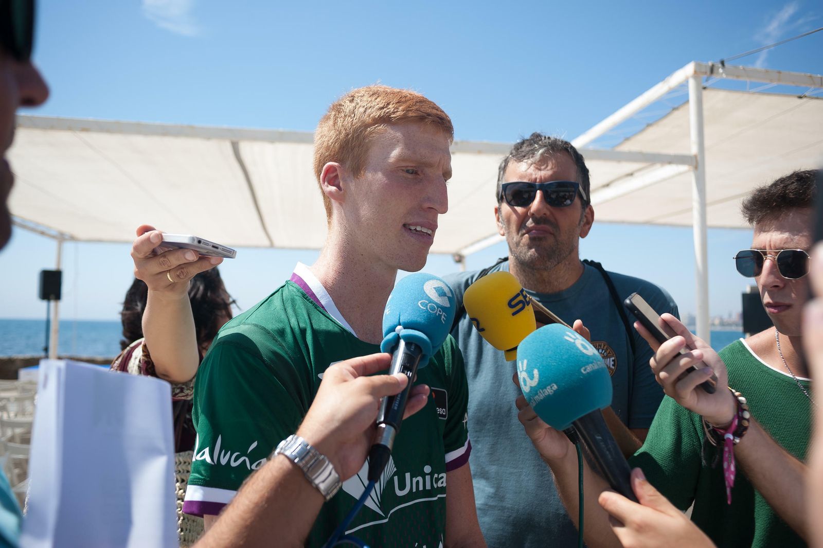 Las camisetas del Unicaja nuevas, en fotos