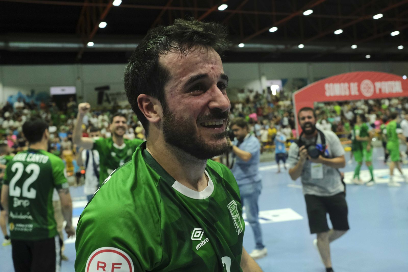 La fiesta del ascenso del BeSoccer UMA Antequera, en imágenes