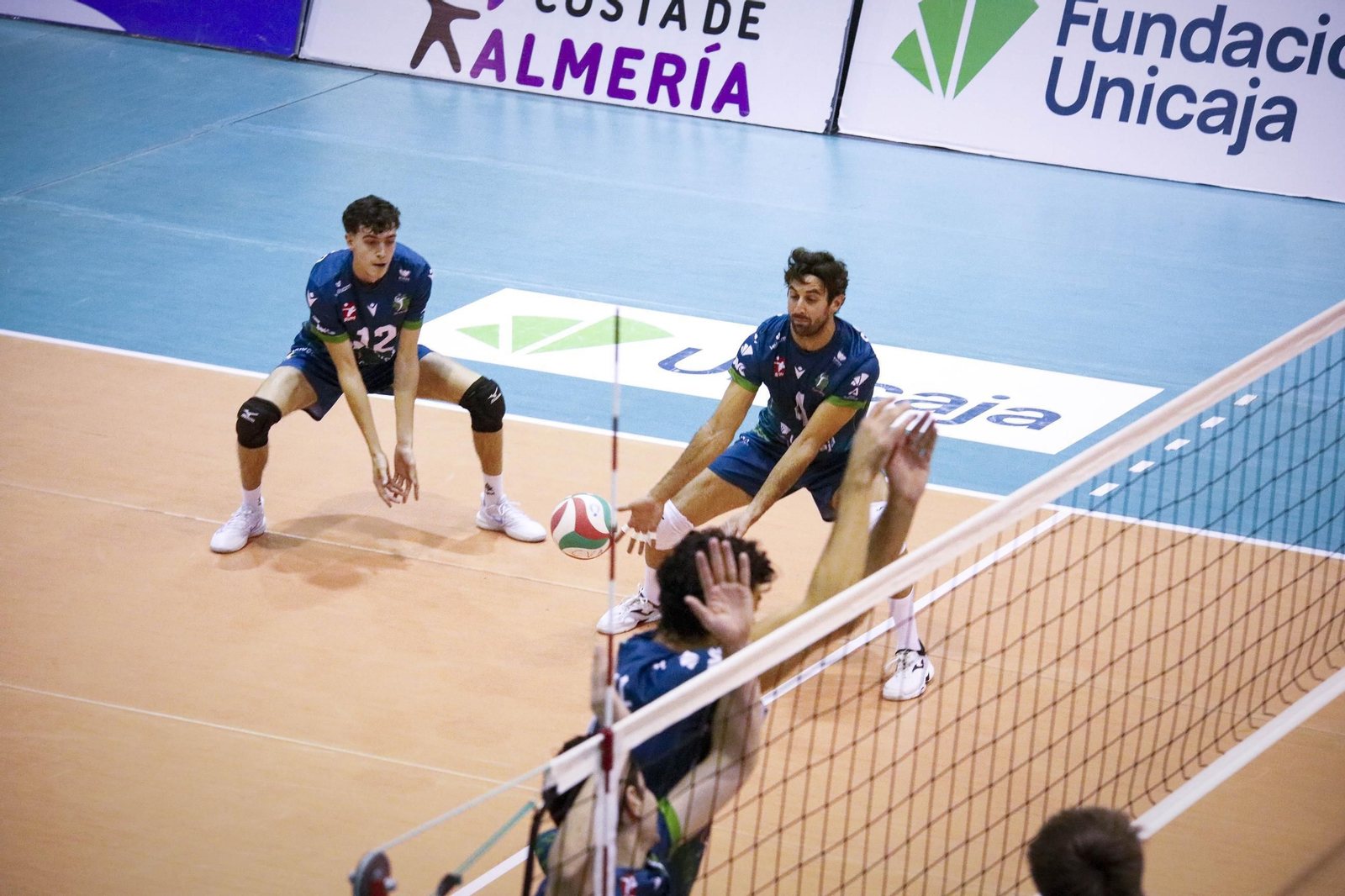 Unicaja Costa de Almería-Arenal Emeve de la Superliga, en imágenes