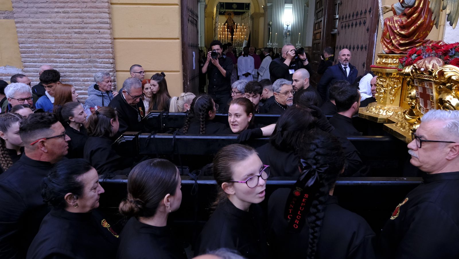 Las mejores imágenes del Santo Sepulcro, en Almería