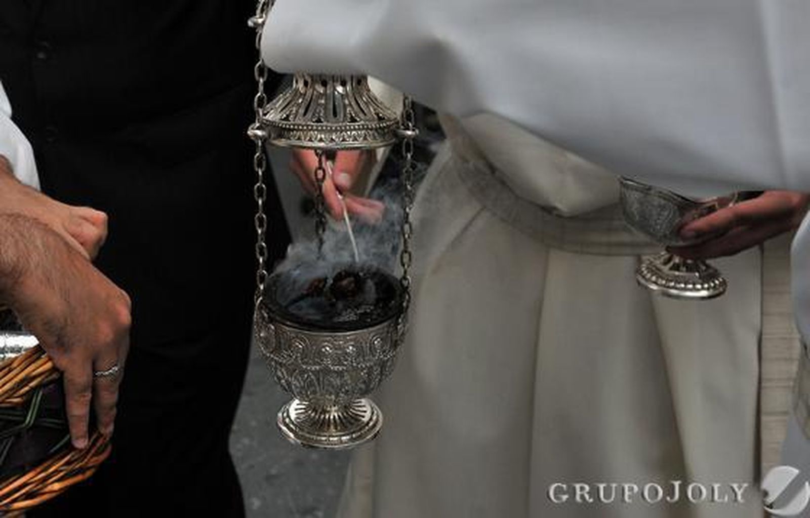 El incienso que llevaba la virgen. 

Foto: Juan Carlos Vázquez