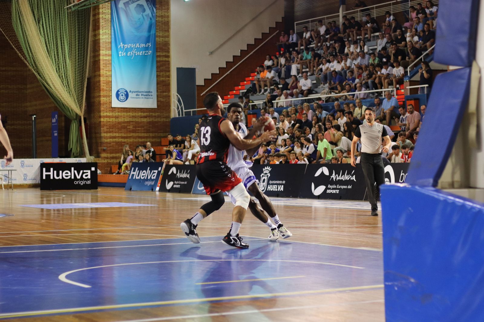 Imágenes de la primera jornada de la fase final a LEB Plata: CB Puerto Sagunto vs Ciudad de Huelva