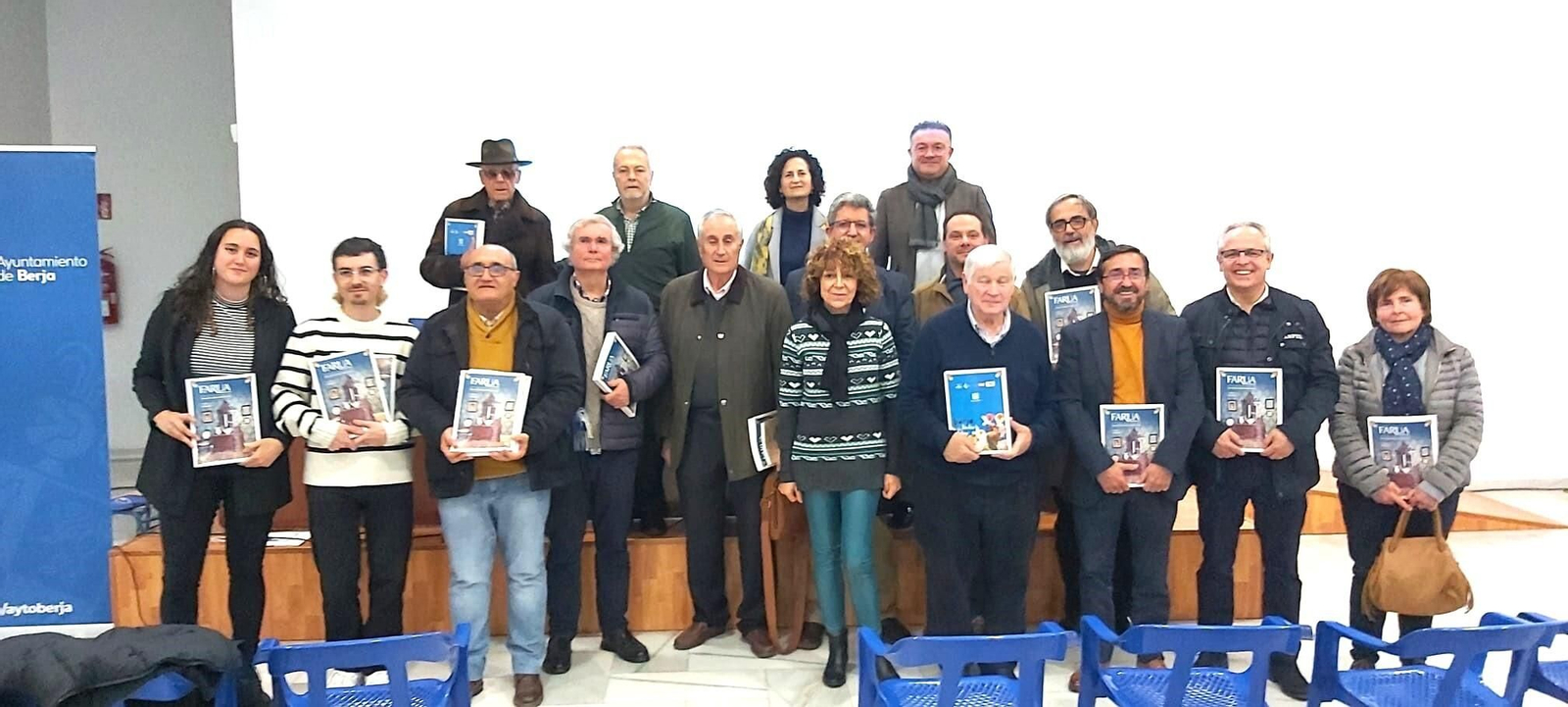 Autoridades, responsables de la revista y autores de algunos de los artículos que aparecen en el número 26 de Farua.