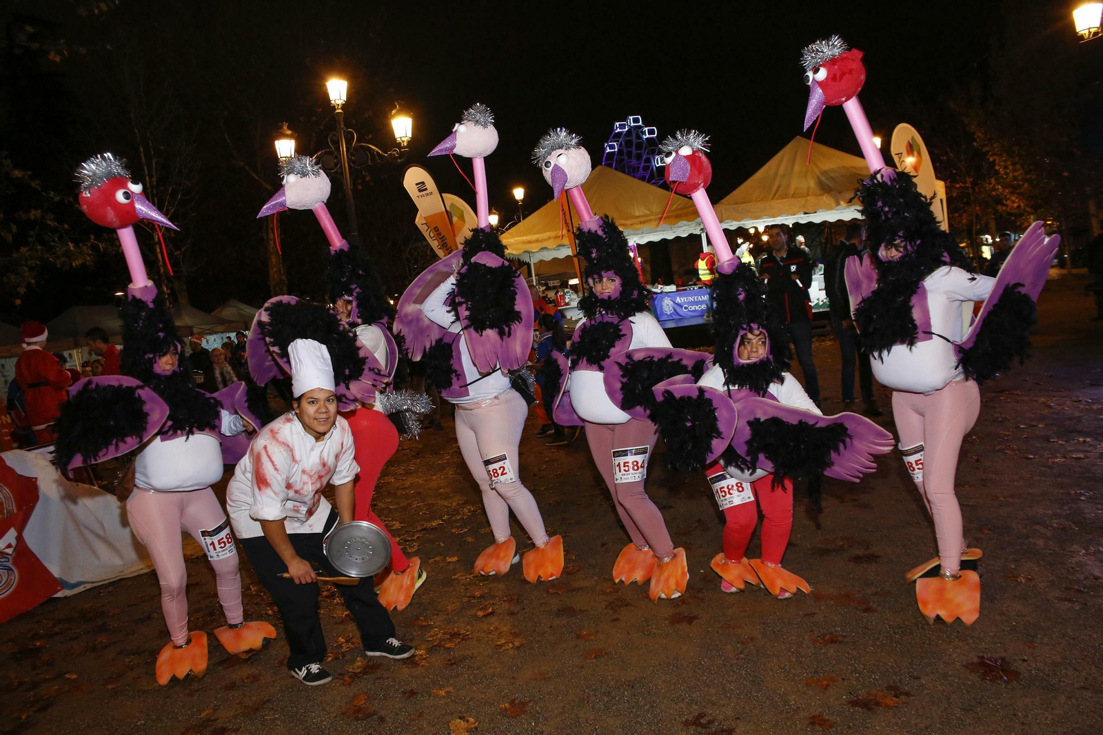 Las imágenes de los mejores disfraces en la Carrera de la Suerte de Granada