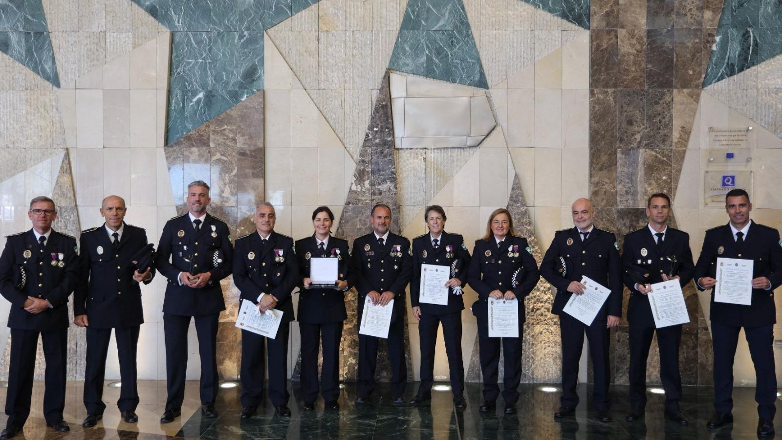 El grupo VIOGEN de la Policía Local de Málaga. El grupo VIOGEN de la Policía Local de Málaga.