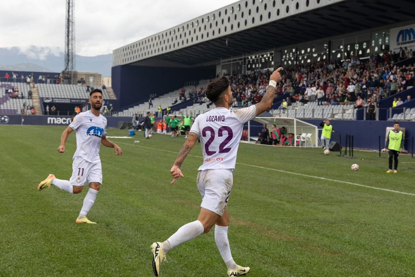 Partido Real Jaén y CD Huétor Vega, en imágenes