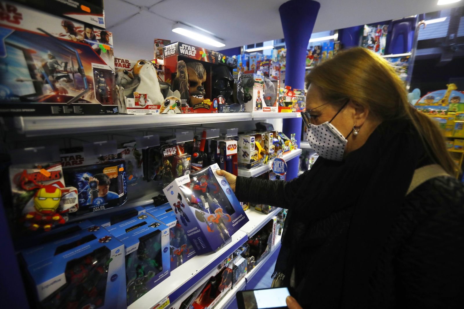 Las compras de juguetes en Córdoba, en fotografías