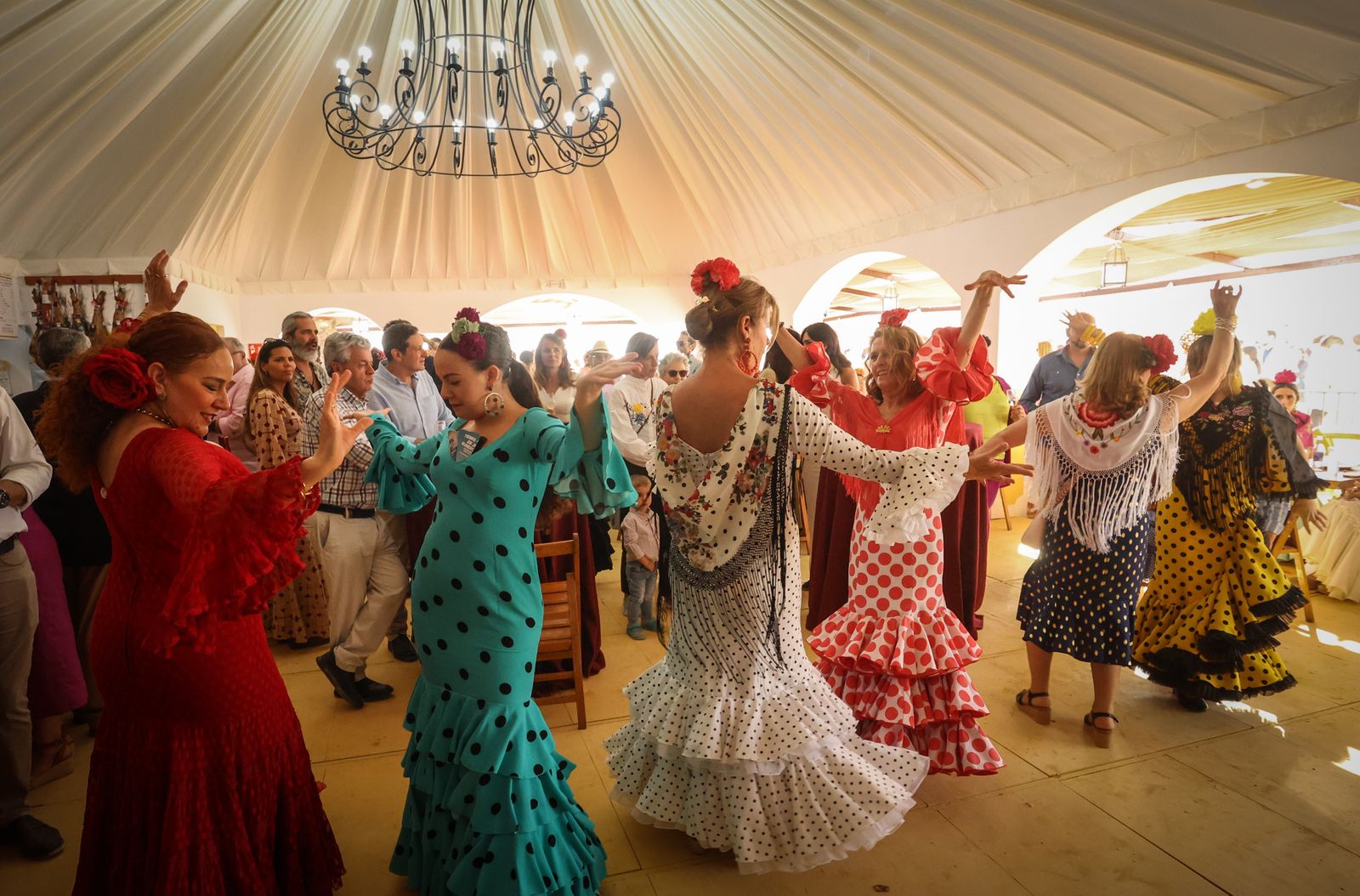 Imágenes del ambiente el domingo en la Feria de Jerez 2024