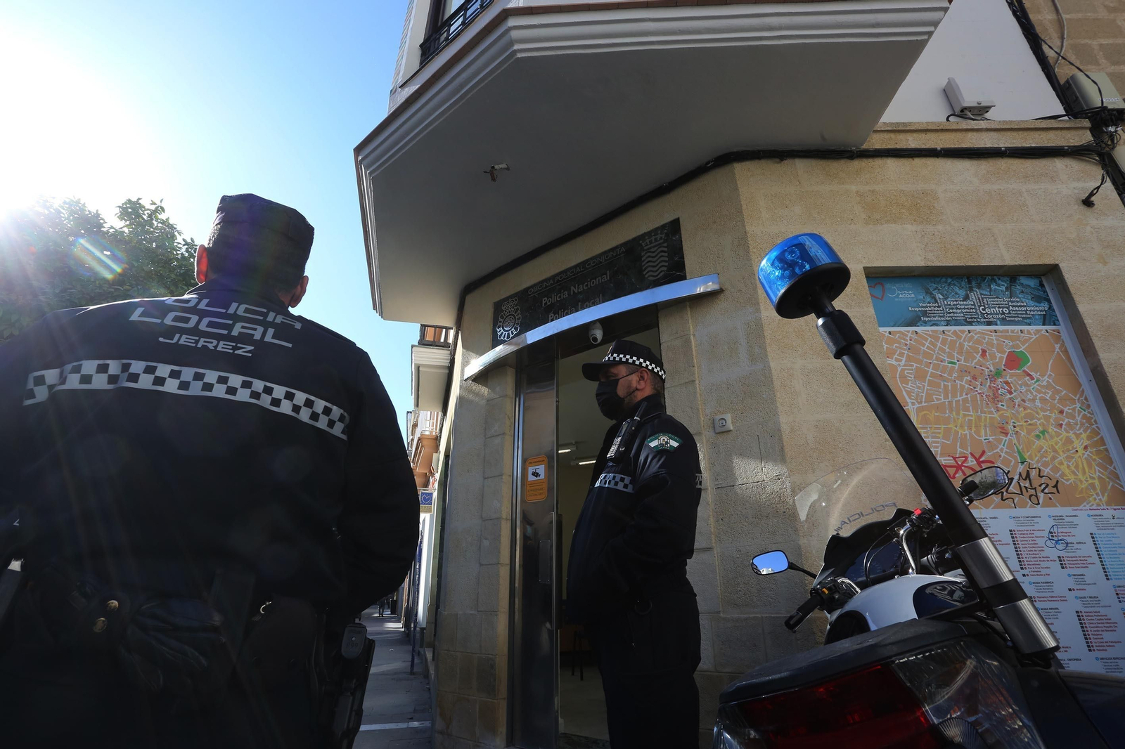 Ya está abierta la Oficina conjunta de Policía Nacional y Local de Jerez en Calle Larga