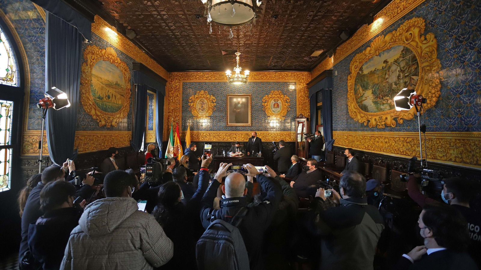 Visita de Juanma  Moreno al Ayuntamiento de Algeciras