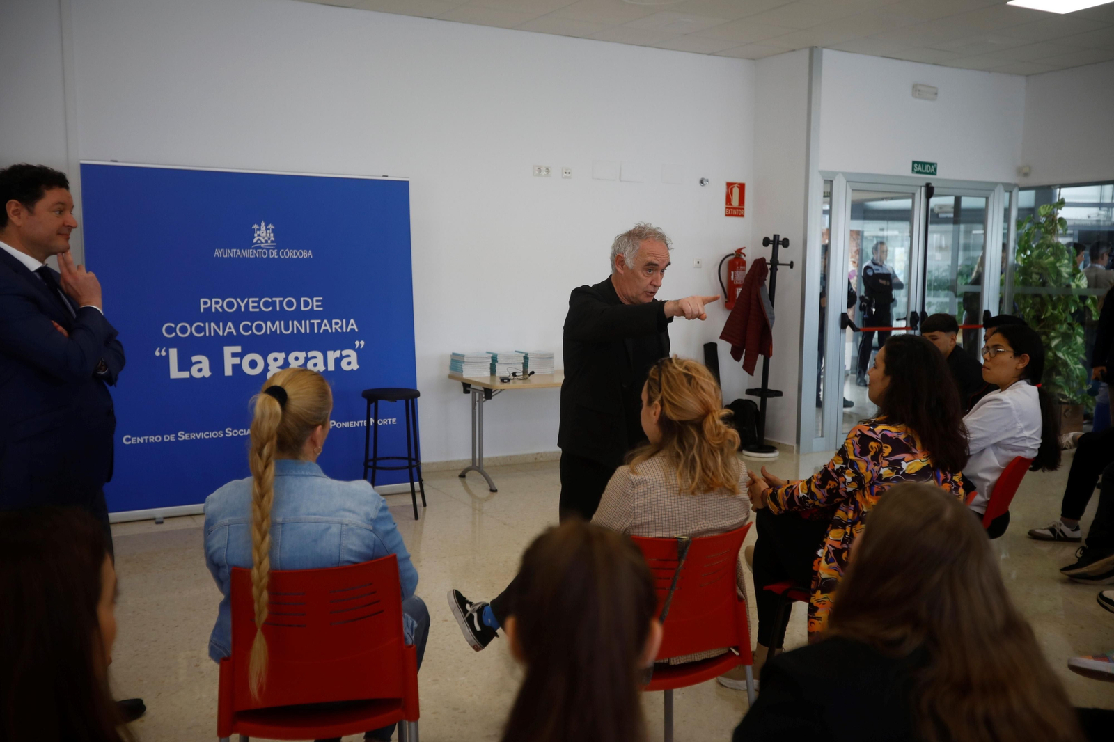 Las mejoras imágenes del chef Ferrán Adrián en la inauguración del proyecto La Foggara de Córdoba.
