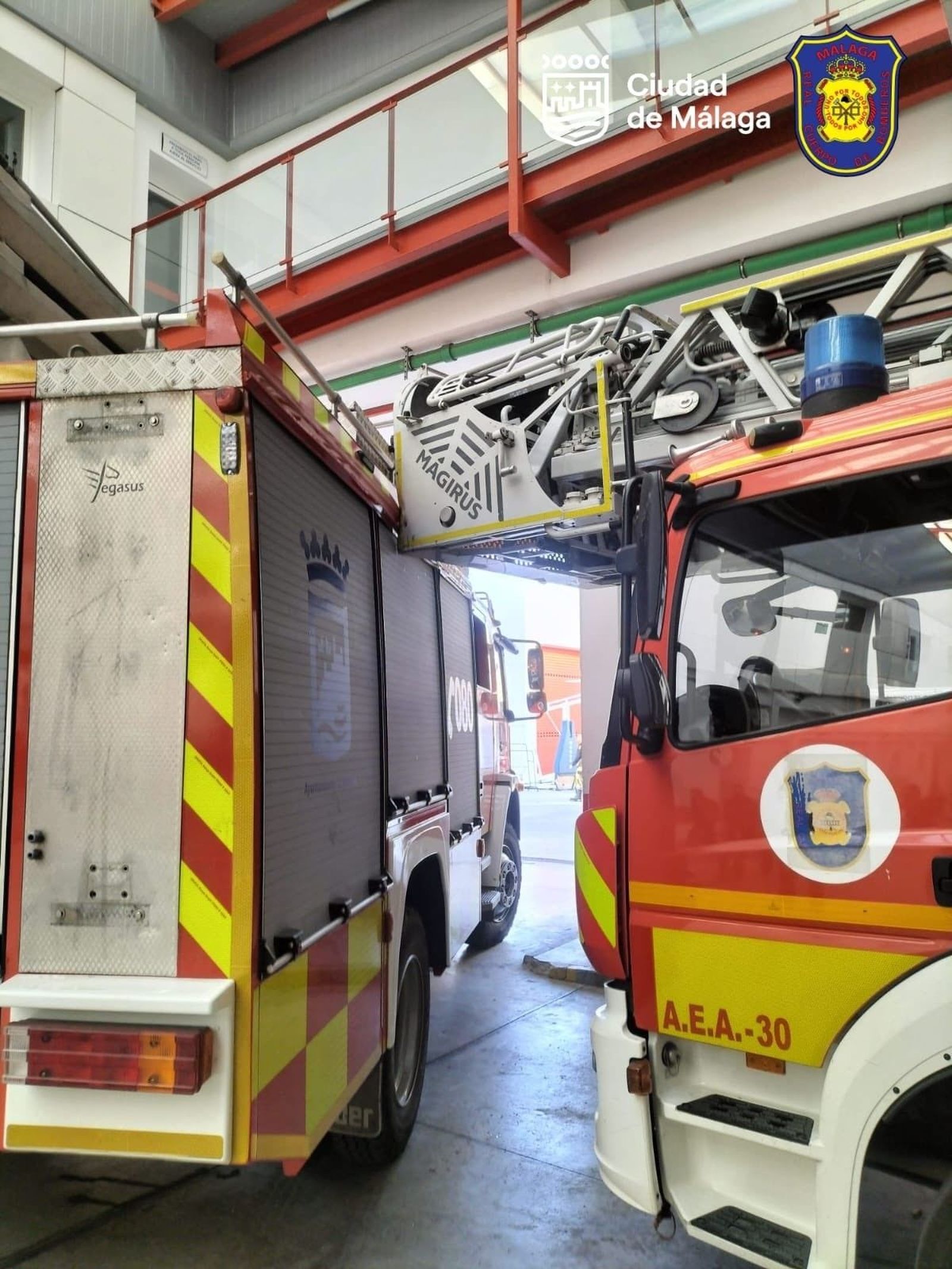 Vehículos de bomberos en una imagen de archivo.