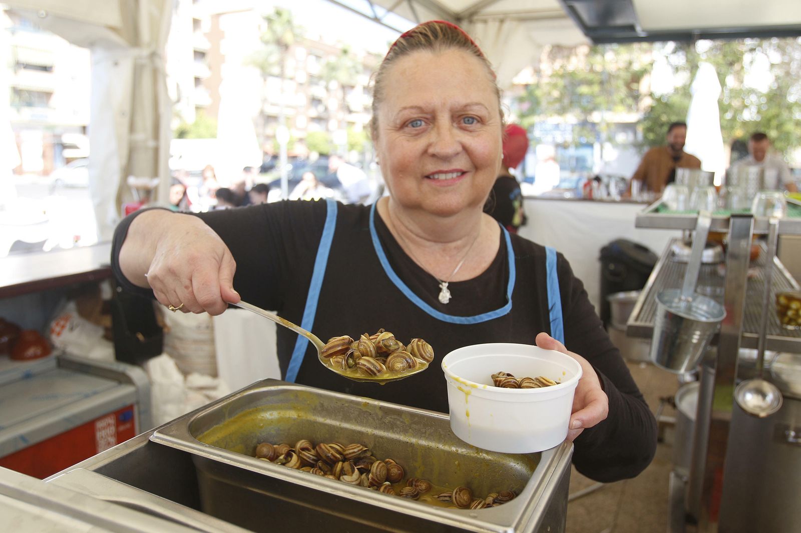 El puesto de caracoles Esmeralda, en el Zoco, en fotos