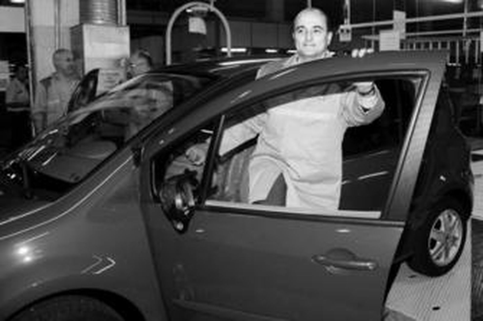 Sebastián, ayer en la planta de Renault en Valladolid.