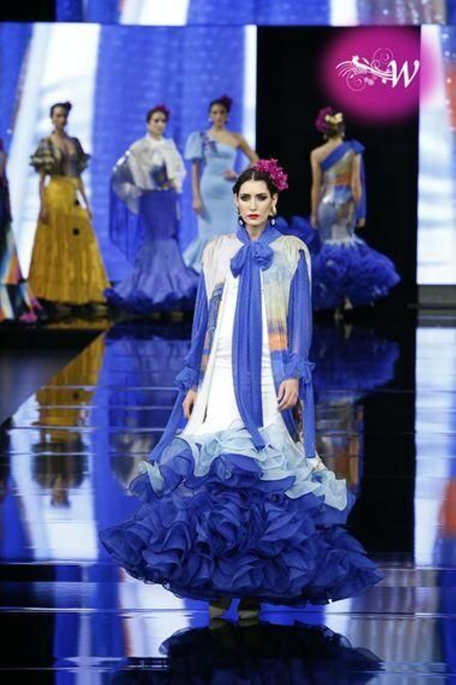 Carmen Vega presenta su colección en SIMOF 2020, todas las fotos de su desfile