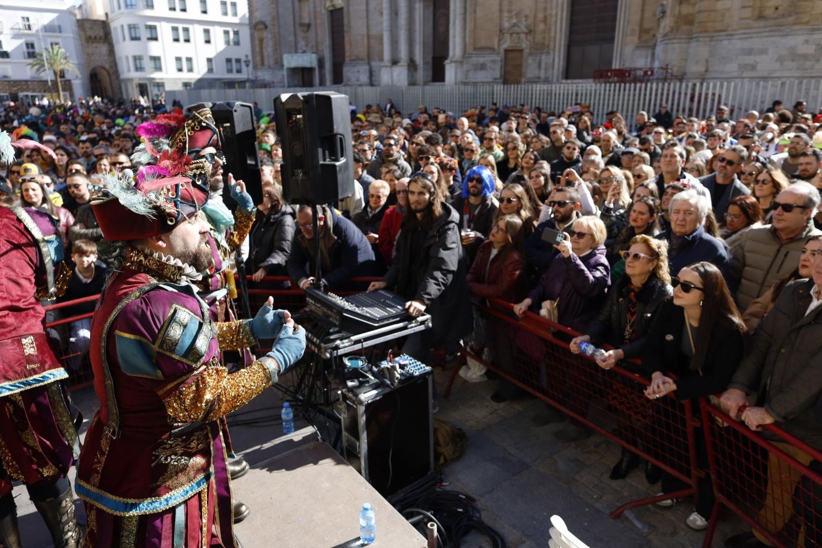 Las mejores imágenes del primer Sábado de Carnaval en Cádiz 2026