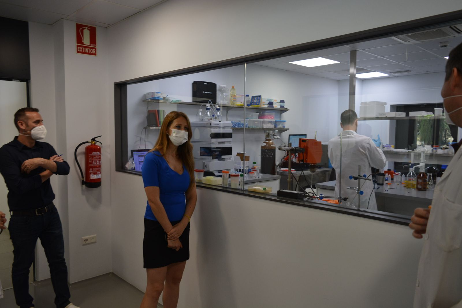 La delegada durante su visita