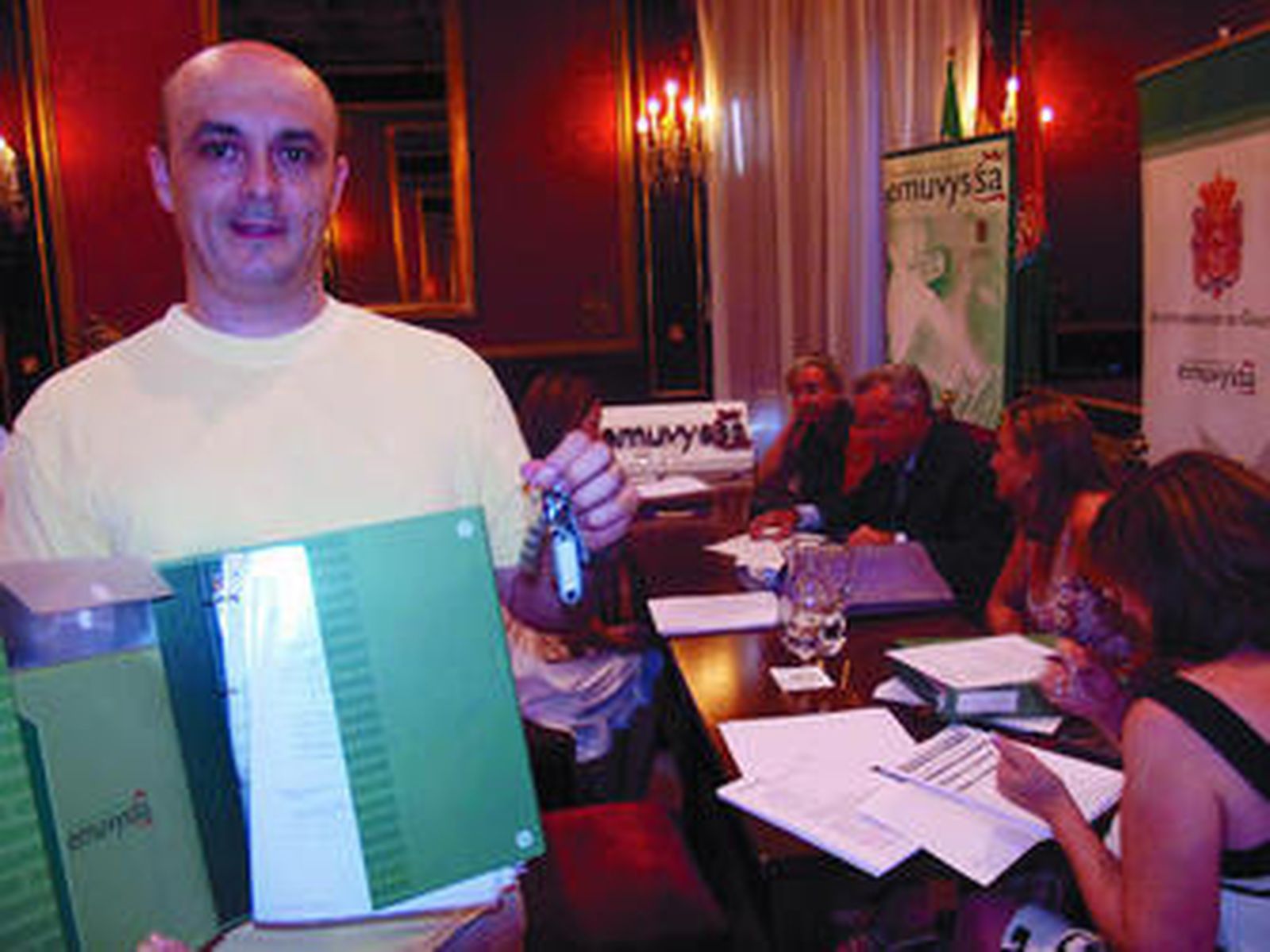 Uno de los propietarios de las VPO de El Serrallo.