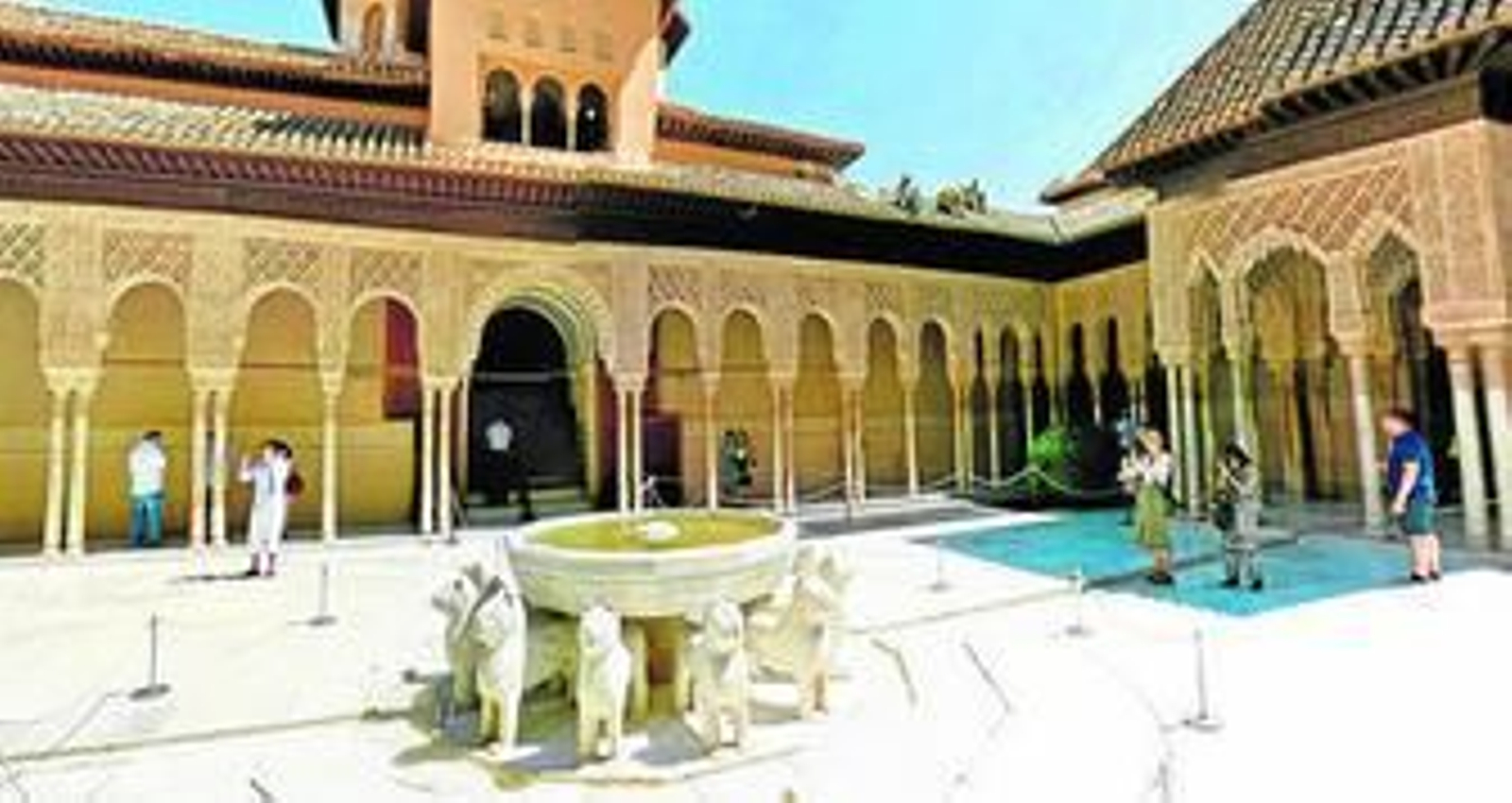 El Patio de los Leones es una de las zonas más sensibles del monumento.