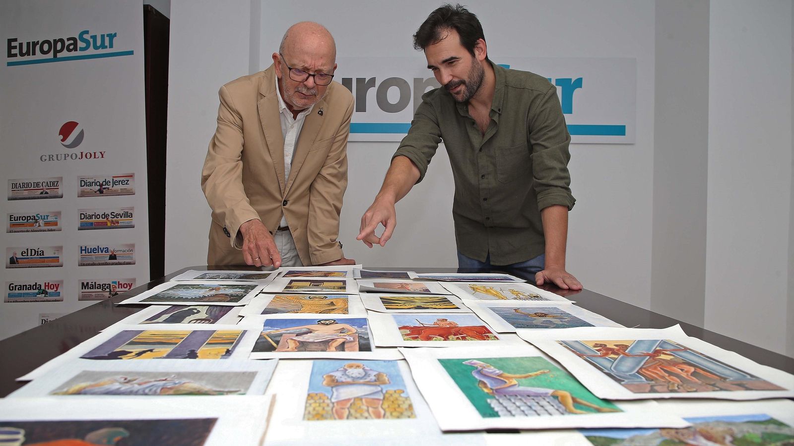 José Juan Yborra y Enrique Martínez eligen qué obras ilustrarán los 'Los mitos del fin de un mundo'.