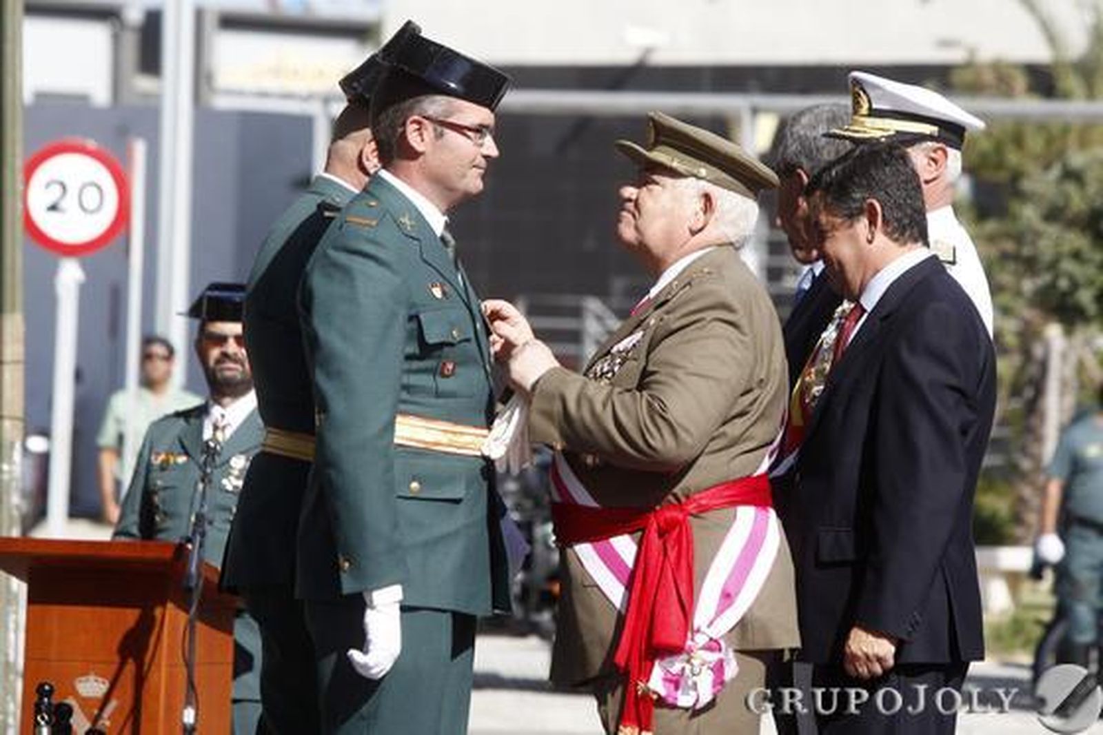 La Guardia Civil celebra el Día de su Patrona, la Virgen del Pilar. 

Foto: Jesus Marin