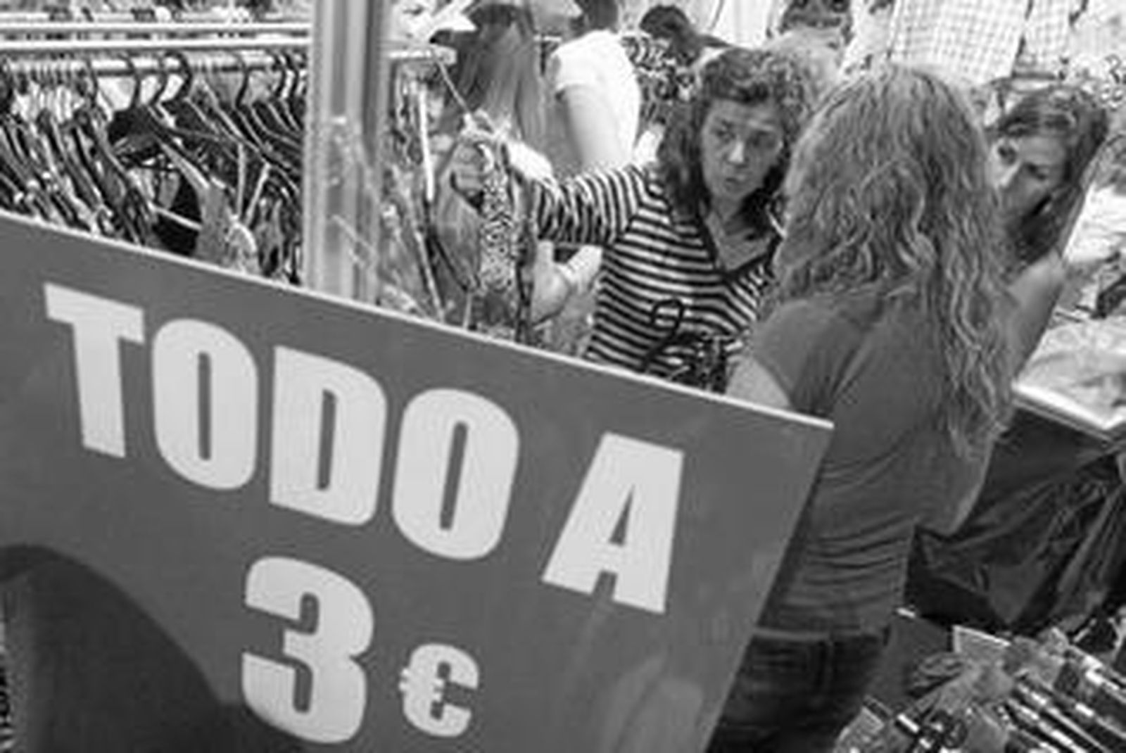 Grandes descuentos pueden encontrarse en todos los expositores de la feria.