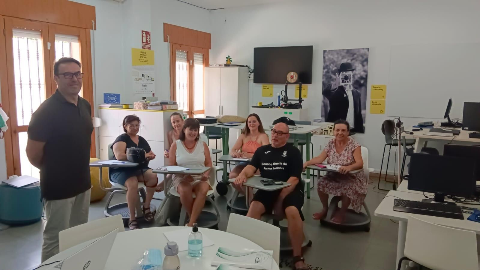 Acciones formativas en Dalías para acercar el nuevo sistema de facturación a autónomos.