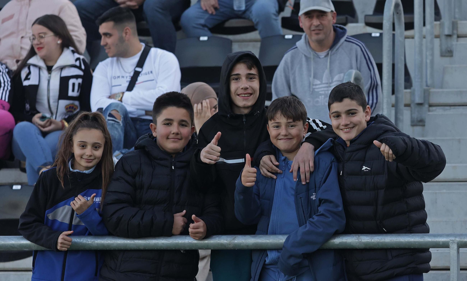 Búscate en el Ciudad de La Línea durante el Balona - Xerez DFC de Segunda Federación
