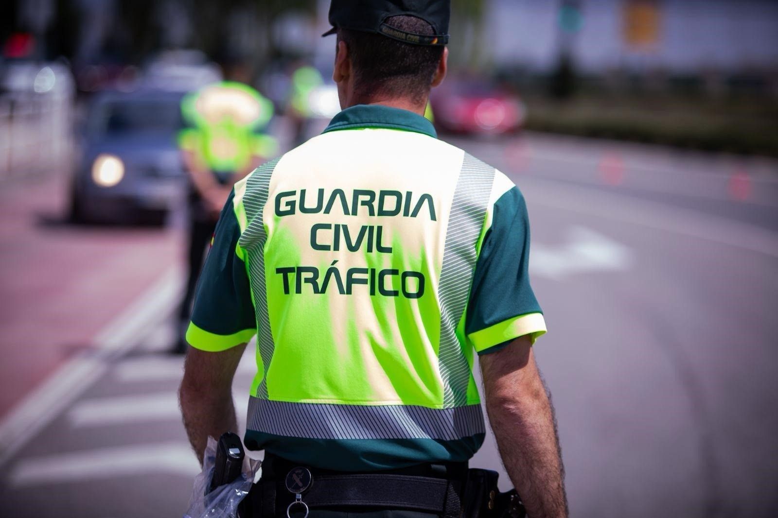 La Guardia Civil de Tráfico ha solicitado la activación de los servicios sanitarios al 112