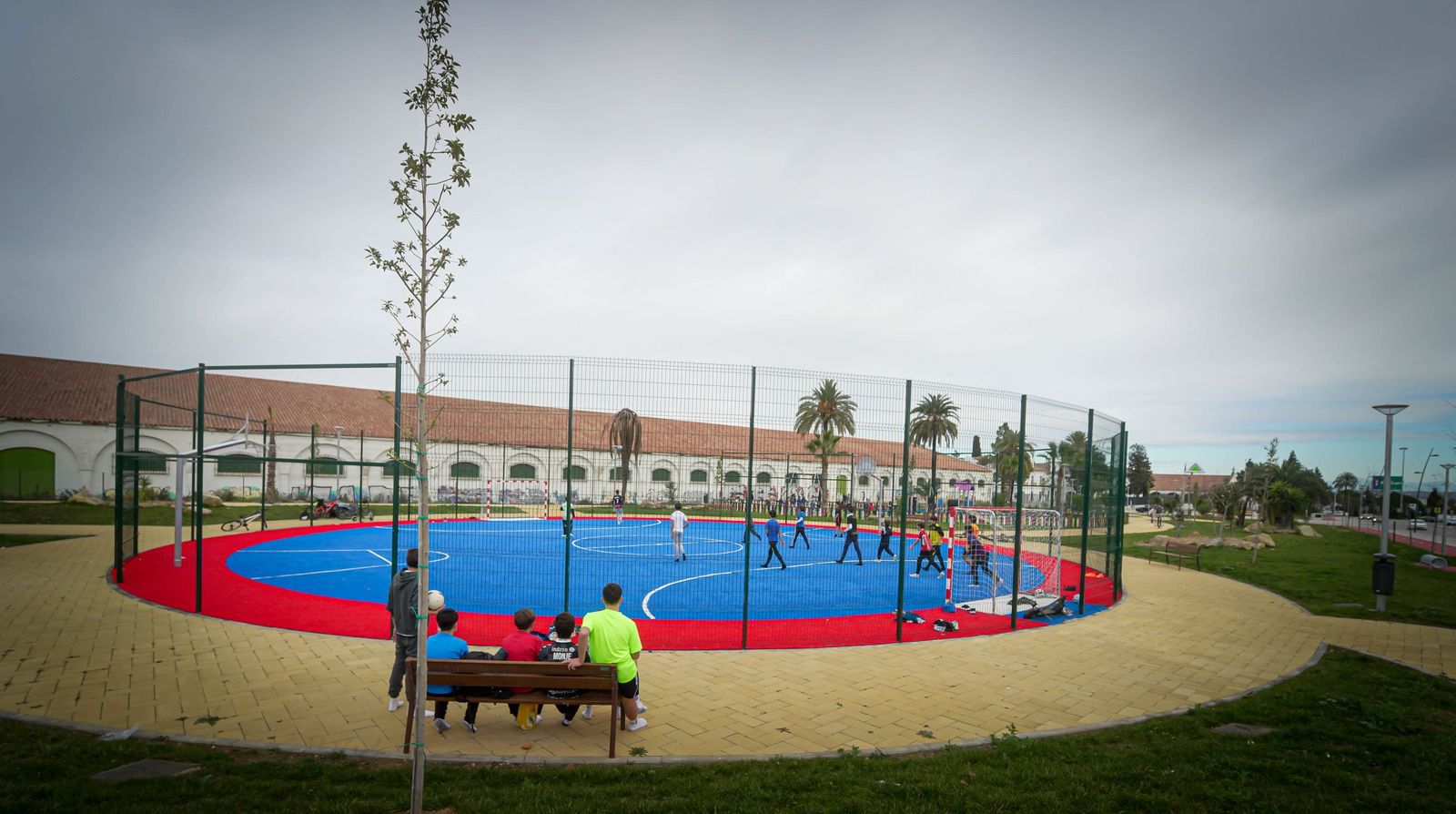 Imágenes del nuevo parque infantil de Croft en Jerez