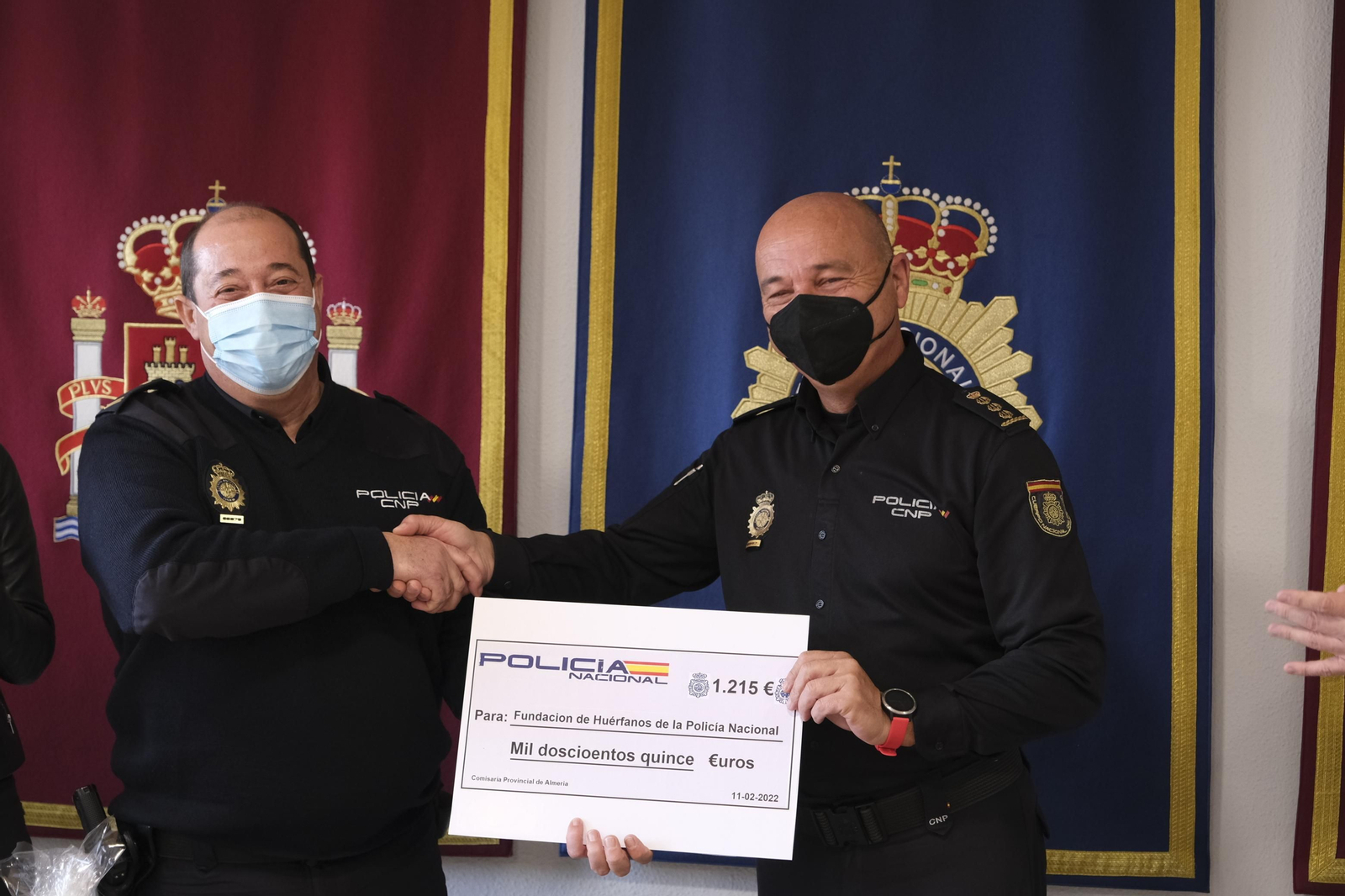 Presentación calendario solidario asociación autismo Dárata. Almería