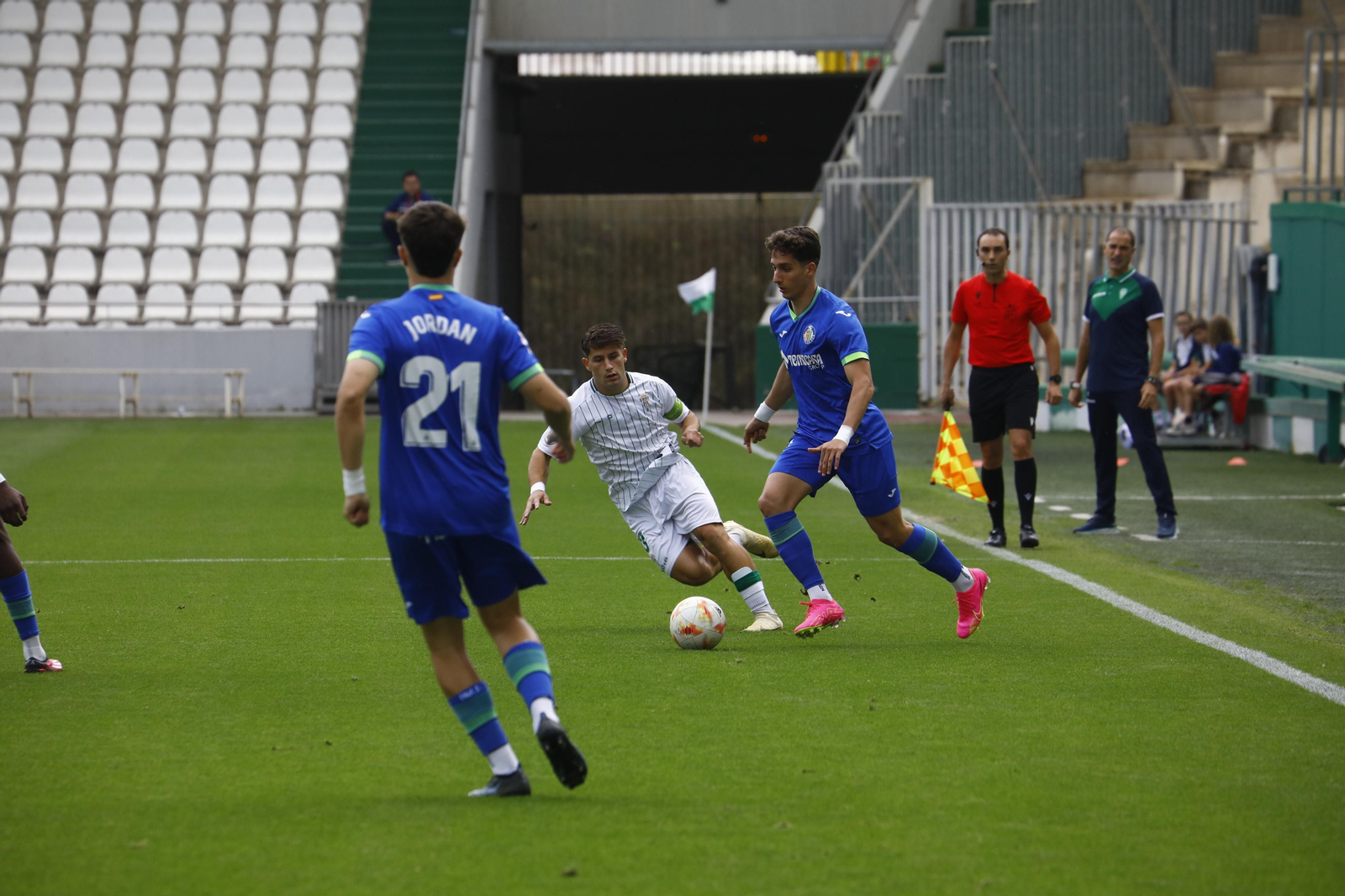Las mejores fotos de la victoria del Córdoba B ante el Getafe B en El Arcángel